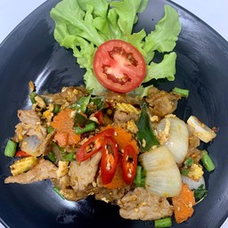 เส้นใหญ่ผัดขี้เมา