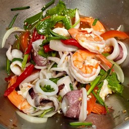 ยำรวมทะเล แซ่บๆ