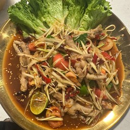 ส้มตำตีนไก่