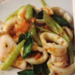 ปลาหมึกพริกเหลือง