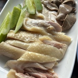 ไก่บ้านตอน สามสายพันธุ์ (จานเล็ก) M