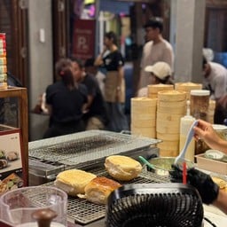 นมเฉลิมไทย -