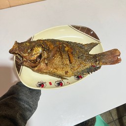 ปลาทอดตะไคร้ 1 ตัว