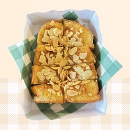 ปังปิ้ง เนย อัลมอนด์