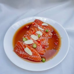 Chuchu Ja Dong กุ้ง-แซลมอนดอง