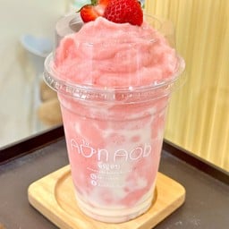 สตอเบอรี่สมูทตี้โยเกริต์