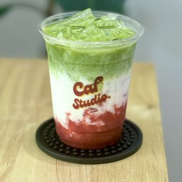 MATCHA LATTE STRAWBERRY
