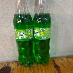 เขียว มิริด้า