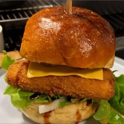 ชีสเบอร์เกอร์ปลาทอด