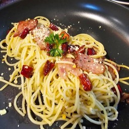 สปาเก็ตตี้พริกแห้ง