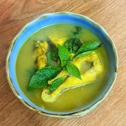 แกงส้มปลาขมิ้น Sour Turmeric Fish Curry