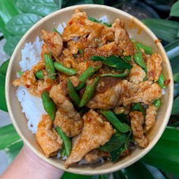 พริกแกงหมูชิ้น