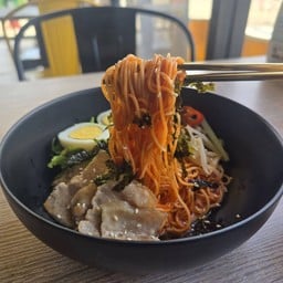 Bibim Guksu / บิบิม กุกซู / 비빔 국수