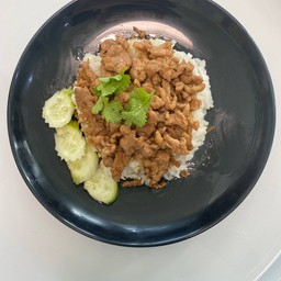 ไก่กระเทียม