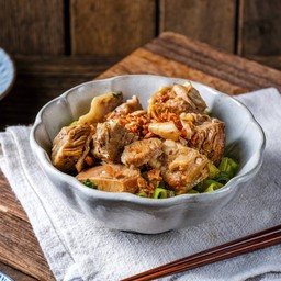 หมูตุ๋นลวกจิ้มสามแซ่บ