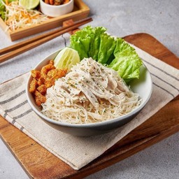 เส้นหมี่คลุกไก่ฉีก