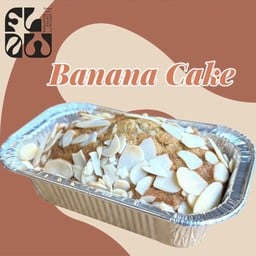 Banana cake with sliced Almond | เค้กกล้วยหอมอัลมอนด์