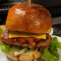 ชีสเบอร์เกอร์ไก่บาบีคิว