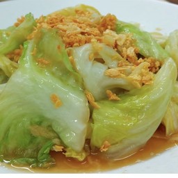 กละหล่ำปลีผัดน้ำปลา(ราดข้าว)