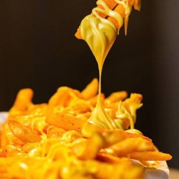 ฟรายส์เขย่าอาบชีส & ชาแช่ โคกหล่อ