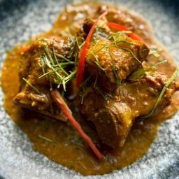 แกงคั่วพริกซี่โครง