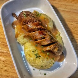 Beef Iitalian Sausage ไส้กรอกเนื้ออิตาเลี่ยนและมันบดซอสเกรวี่