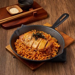 มาม่าเผ็ดไก่เผ็ด คุณแอ๊ว