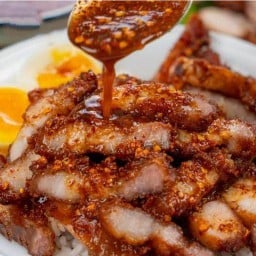 ข้าวหมูทอด นิสา