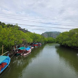 วัดเขาแดง