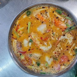 ต้มยำกุ้งมะพร้าวน้ำข้น (ใหญ่)