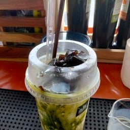 เฉาก๊วยนมสด