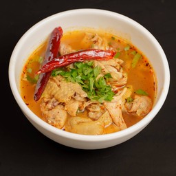 ยำจิ้นไก่ Northern Thai Spicy Chicken Soup