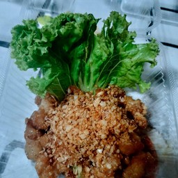 ไก่ทอดกระเทียม (กับ)