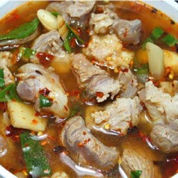 ต้มแซ่บกระดูกอ่อนใบพาย