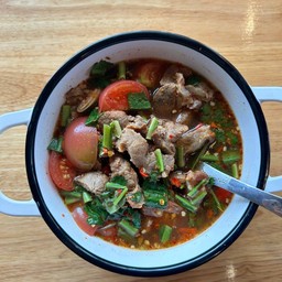 ต้มแซ่บสันคอหมูย่าง