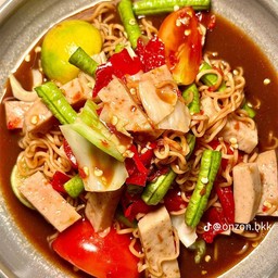 ตำมาม่าหมูยอ