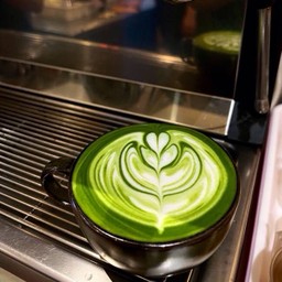 ชาเขียวร้อน.