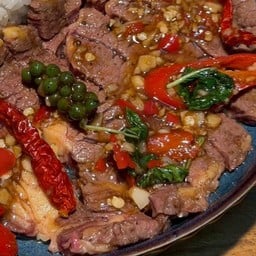 Kaprao Story ต้นตำรับกะเพราไทย กะเพรา อารีย์-สุทธิสาร