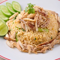 ข้าวผัดปูพูนๆ