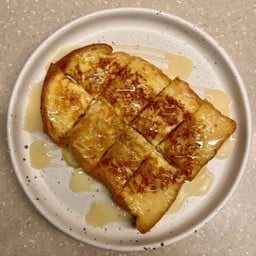 ปังชุบไข่ French Toast.