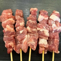 A004 สันคอหมู