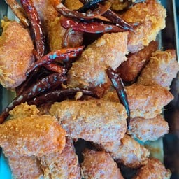 แหนมคลุกคุณจ๋อมแหนมตุ้มต็อกแต๊ก