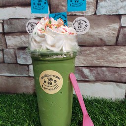 ชาเขียวปั่นใส่วิปครีม