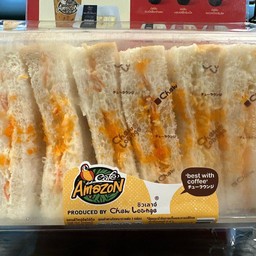 แซนด์วิชปูอัดไข่กุ้ง