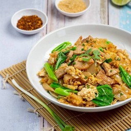 เส้นใหญ่ผัดซีอิ๊ว