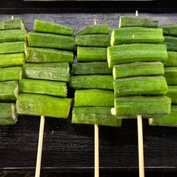 V001 กระเจี๊ยบ