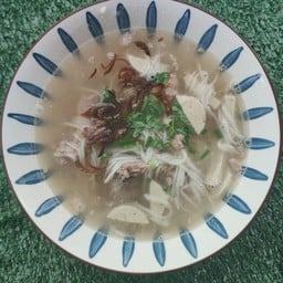 เส้นแซ่บ