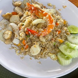 ข้าวผัดทะเล