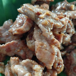 หมูทอดกระเทียม