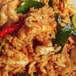 ข้าวผัดต้มยำ (เลือกเนื้อสัตว์)